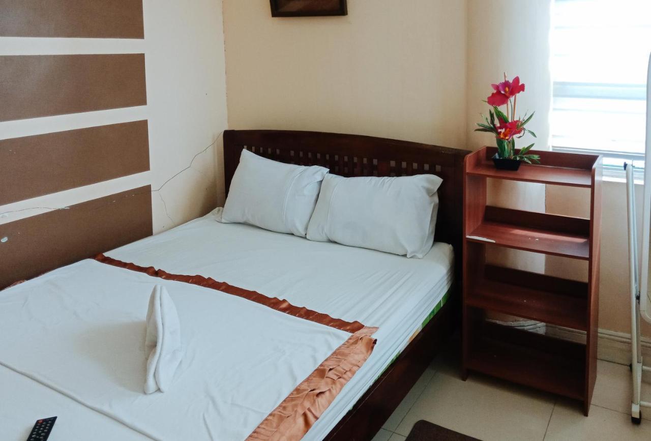 Villa Asuncion Country Inn And Resort Iloilo By Reddoorz Tigbauan Dış mekan fotoğraf