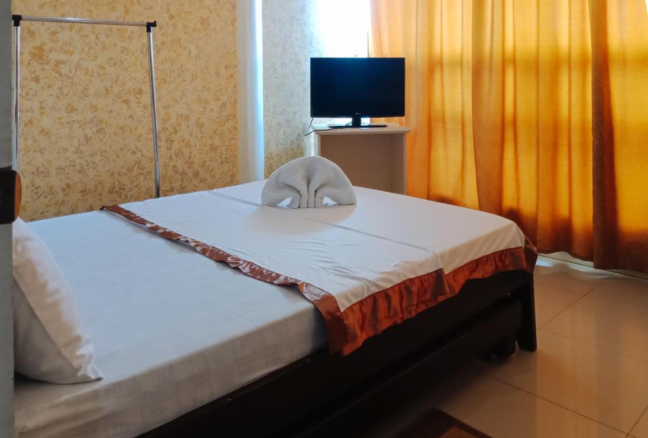 Villa Asuncion Country Inn And Resort Iloilo By Reddoorz Tigbauan Dış mekan fotoğraf